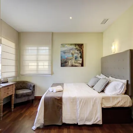 44b Calle De La Grulla